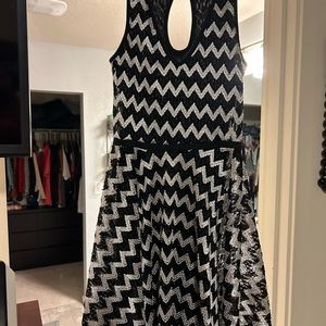 Cute little date night dress